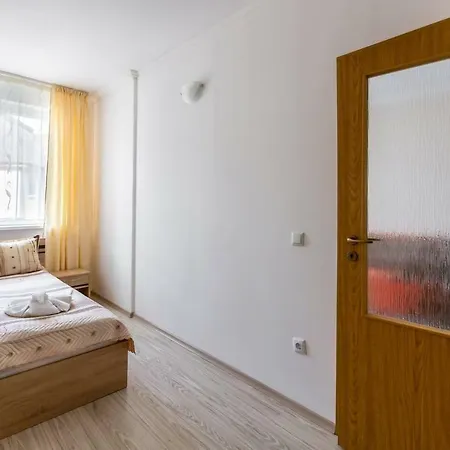 Laundry And Free Parking 1bdr Od Apartment *