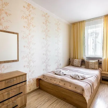 Laundry And Free Parking 1bdr Od Apartment